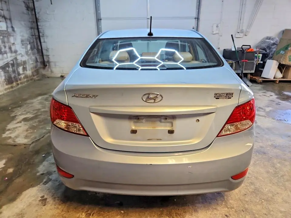 2014 HYUNDAI ACCENT GLS  
