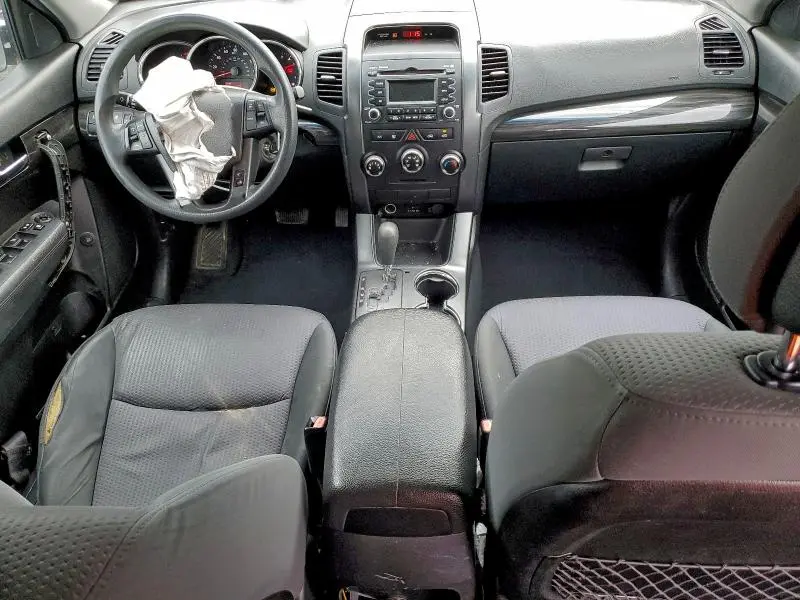 2012 KIA SORENTO BASE  
