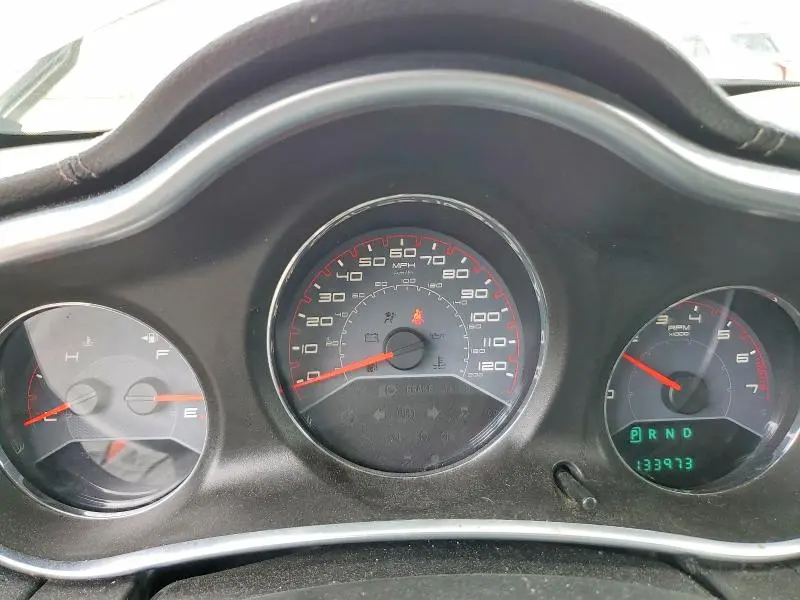 2012 DODGE AVENGER SE  