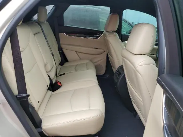 2017 CADILLAC XT5   