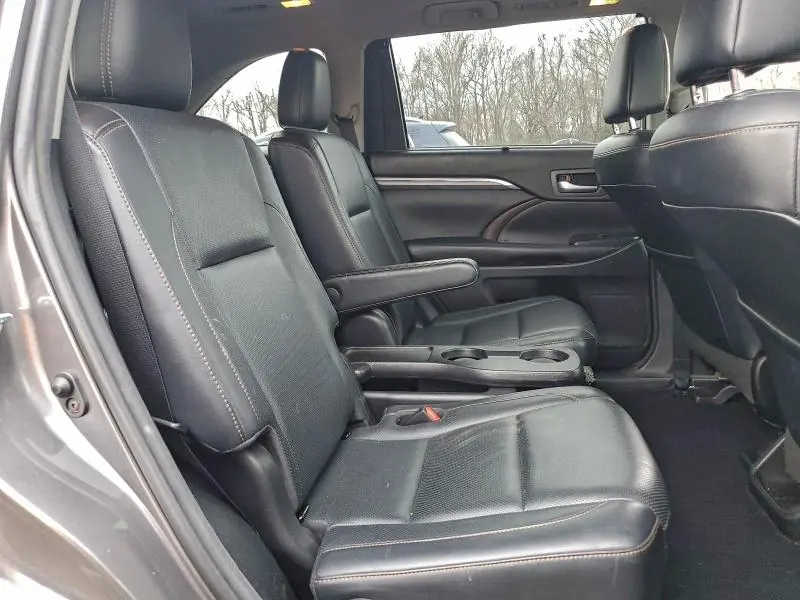 2018 TOYOTA HIGHLANDER HYBRID LIMITED  