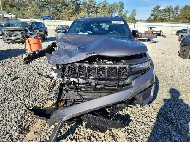 2025 JEEP GRAND CHEROKEE LAREDO  