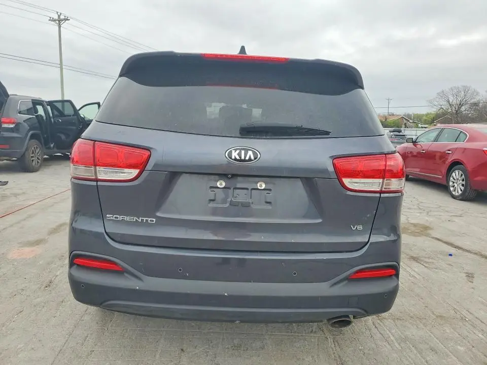 2017 KIA SORENTO LX V6  