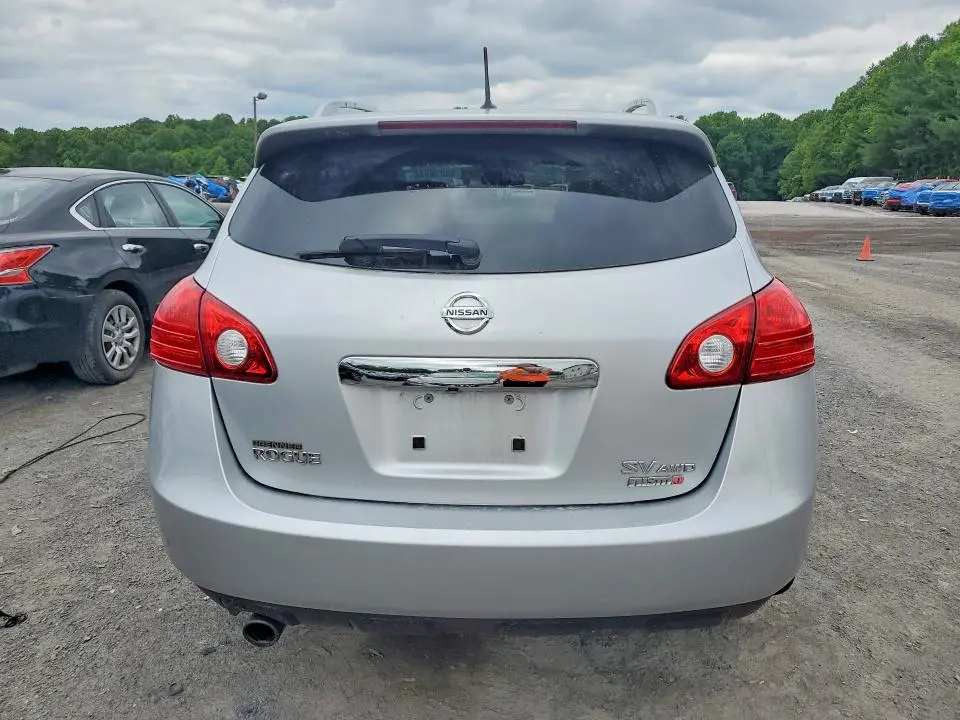 2012 NISSAN ROGUE S  