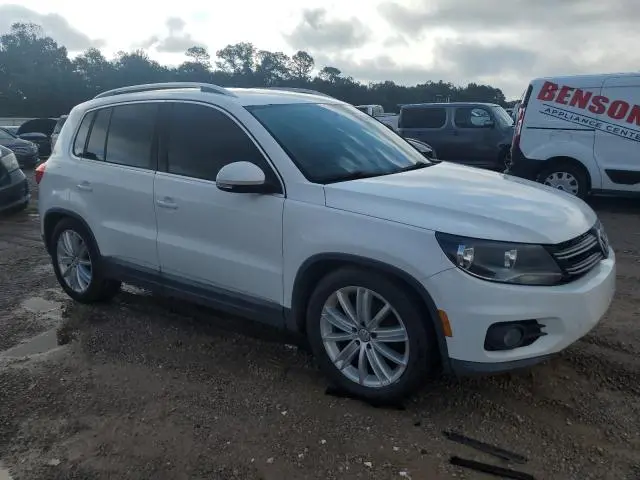 2013 VOLKSWAGEN TIGUAN S  