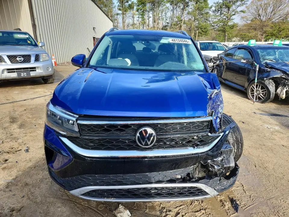 2022 VOLKSWAGEN TAOS SE  
