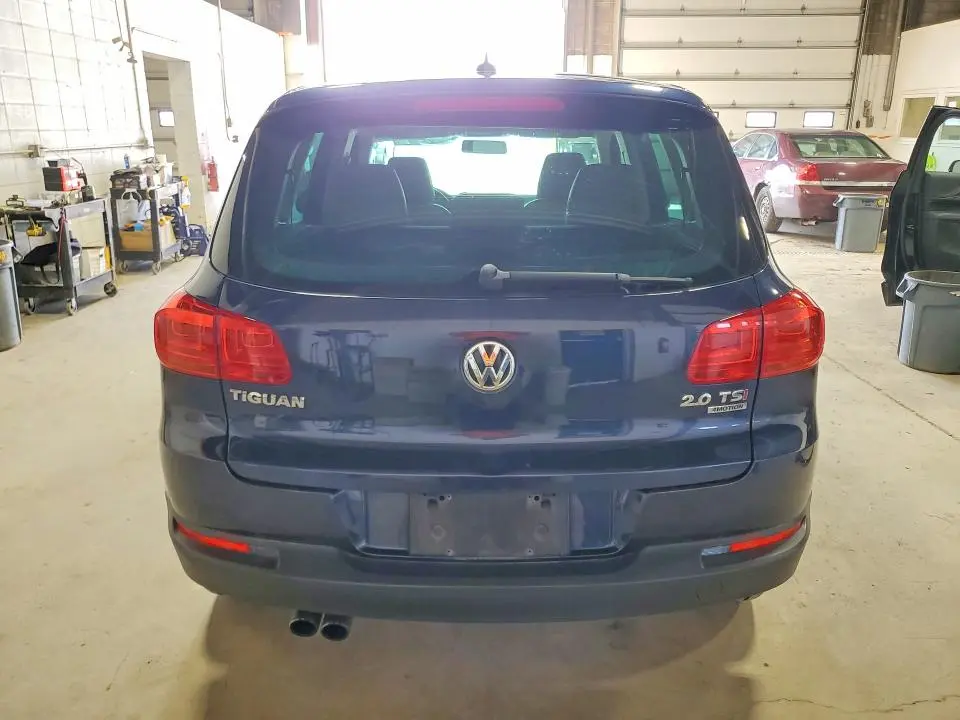 2014 VOLKSWAGEN TIGUAN S  