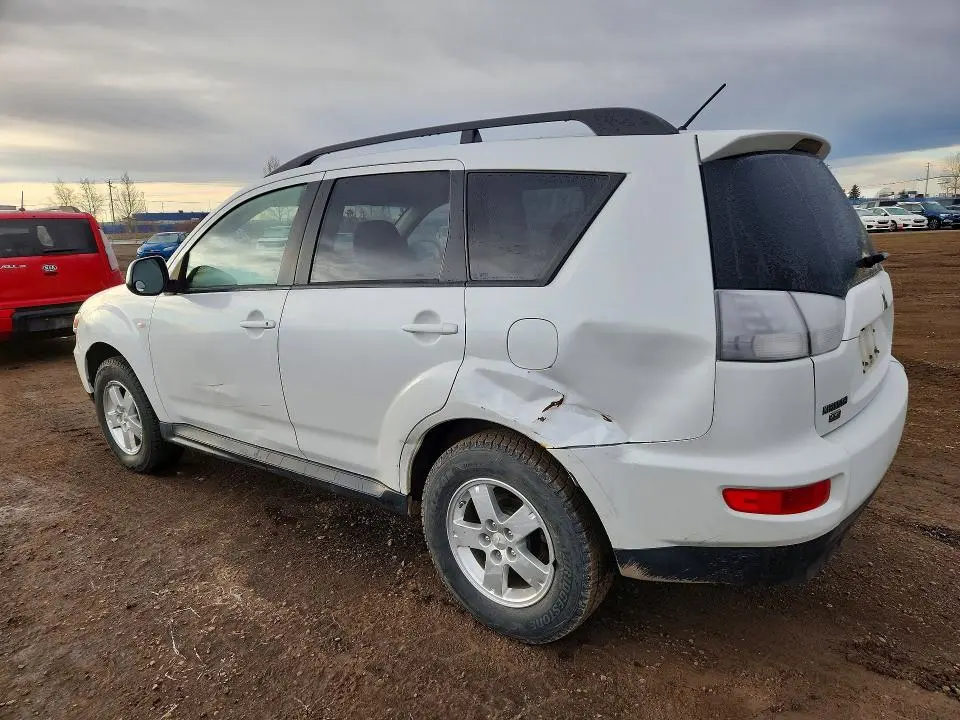 2011 MITSUBISHI OUTLANDER ES  