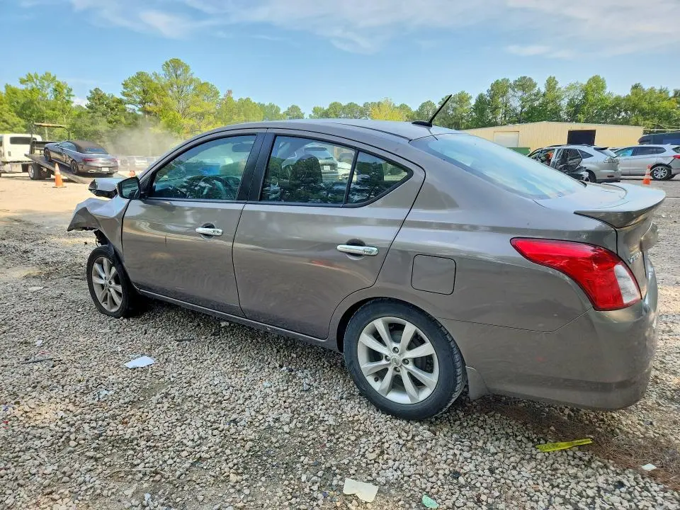2017 NISSAN VERSA 1.6 SL  