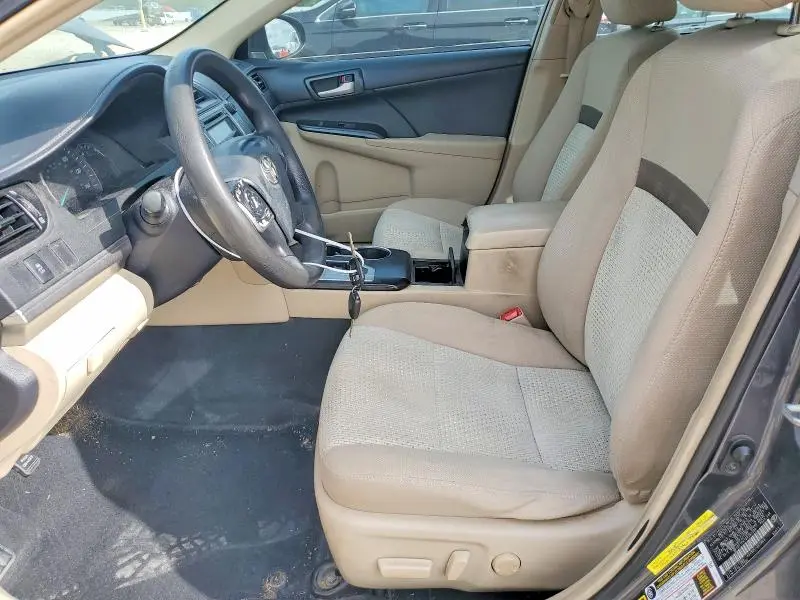 2013 TOYOTA CAMRY LE  