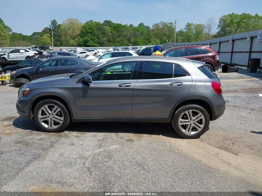 2016 MERCEDES-BENZ GLA 250 4MATIC