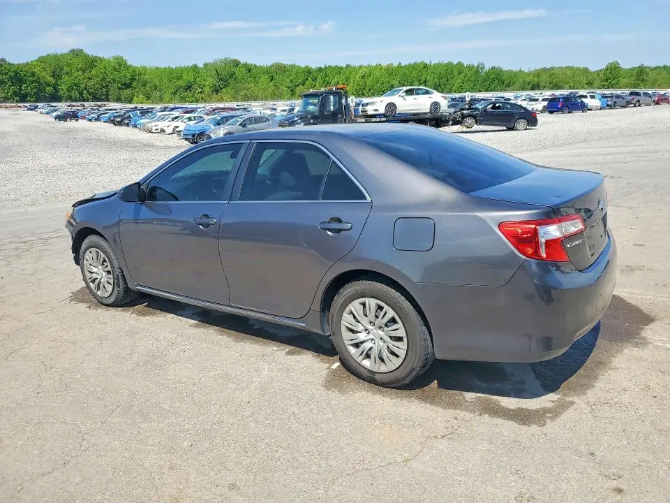 2014 TOYOTA CAMRY LE  
