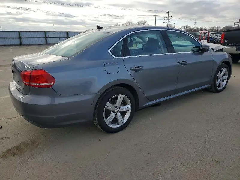 2014 VOLKSWAGEN PASSAT SE  