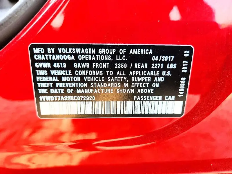2017 VOLKSWAGEN PASSAT R-LINE  