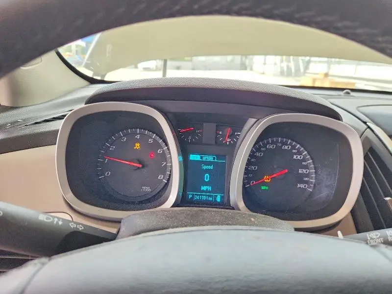 2015 CHEVROLET EQUINOX LT  