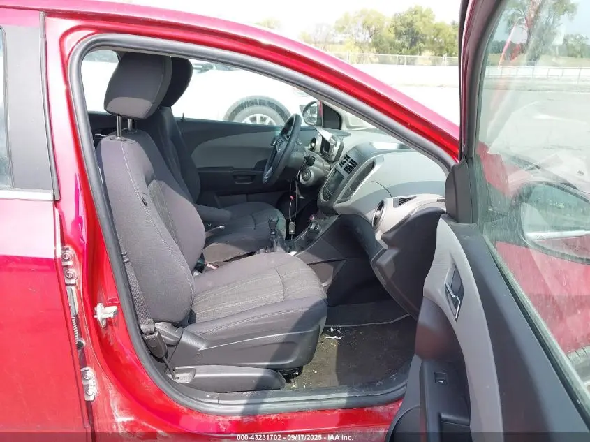 2013 CHEVROLET SONIC LT MANUAL