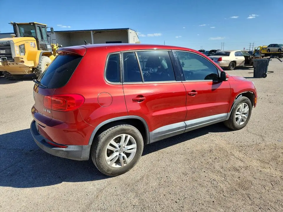 2013 VOLKSWAGEN TIGUAN S  