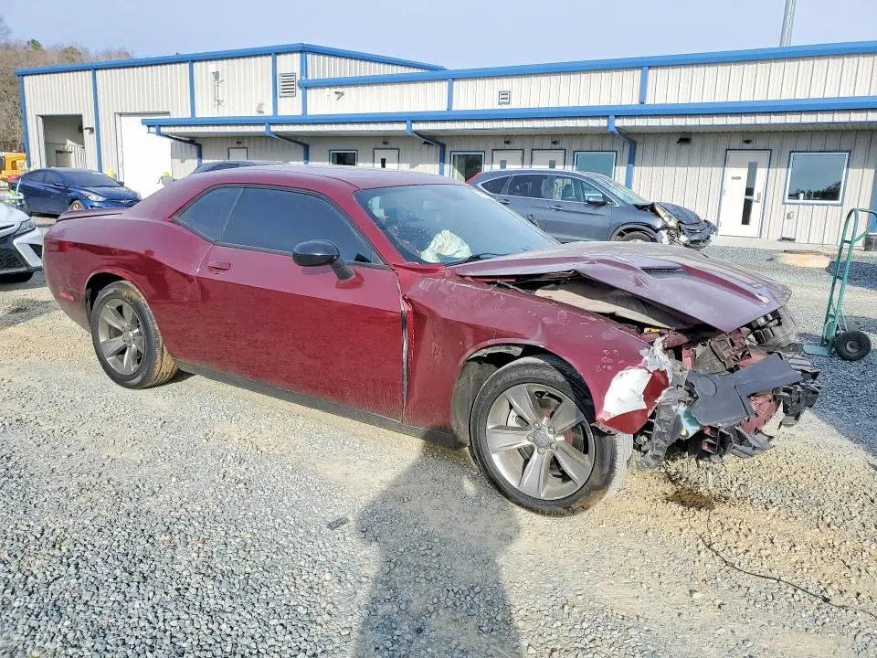 2019 DODGE CHALLENGER SXT  