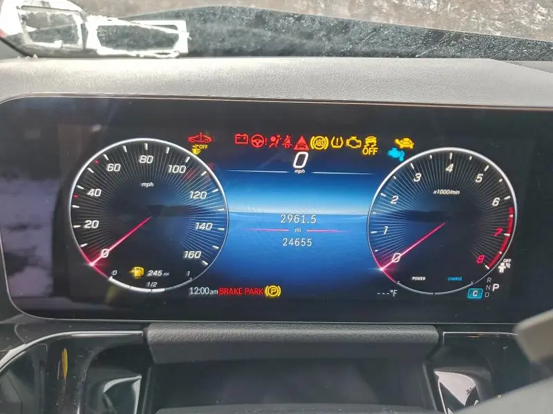 2025 MERCEDES-BENZ GLA 250  