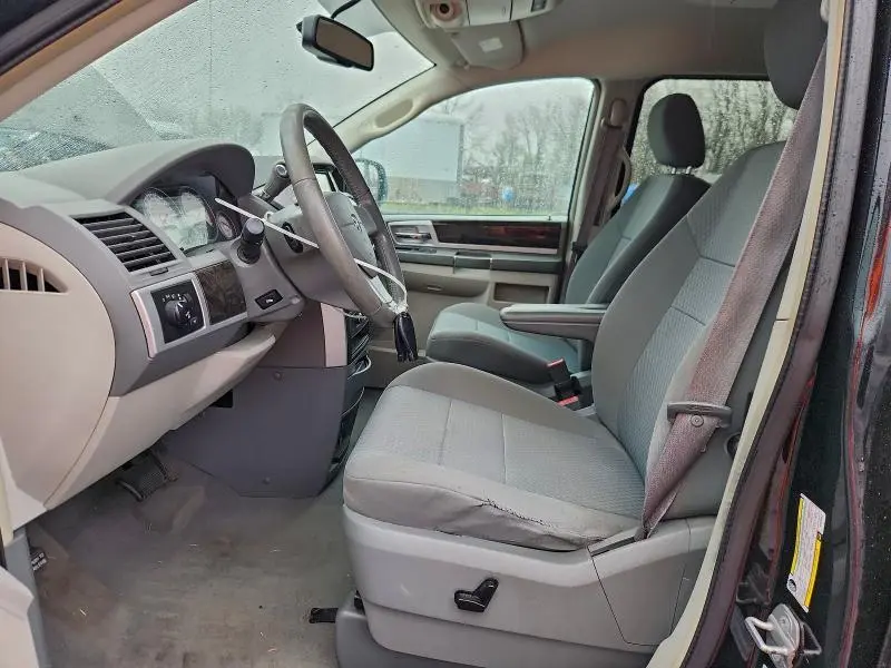 2010 DODGE GRAND CARAVAN SXT  