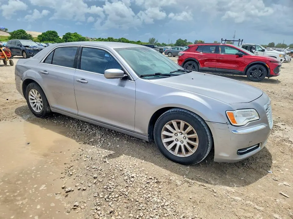 2014 CHRYSLER 300   