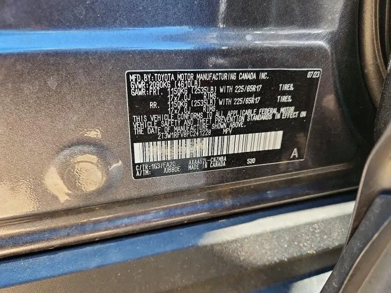 2023 TOYOTA RAV4 XLE  