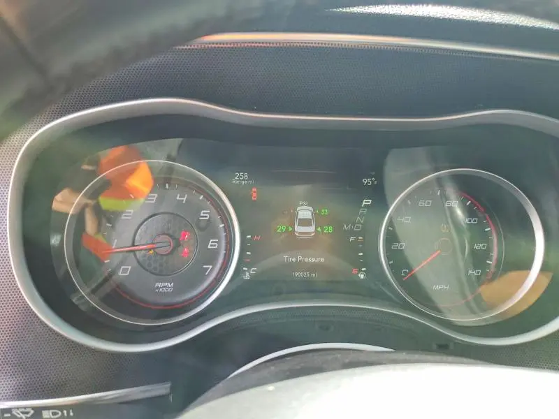 2016 DODGE CHARGER SXT  