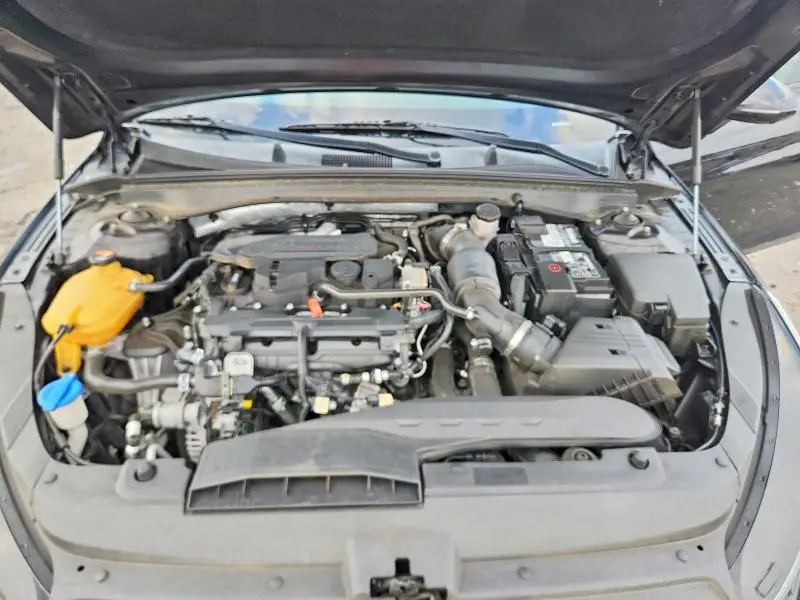 2022 KIA K5 EX  