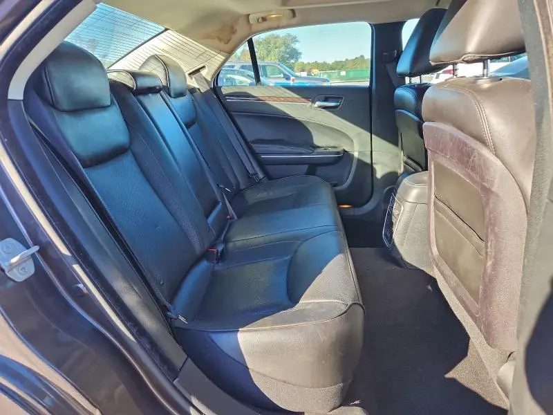 2020 CHRYSLER 300 LIMITED  