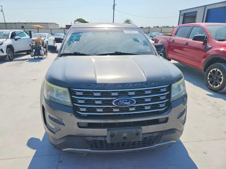 2017 FORD EXPLORER XLT  