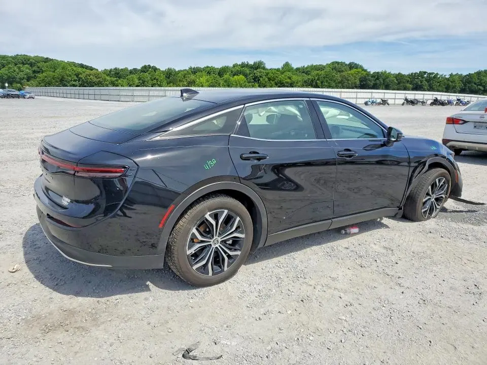2025 TOYOTA CROWN XLE  