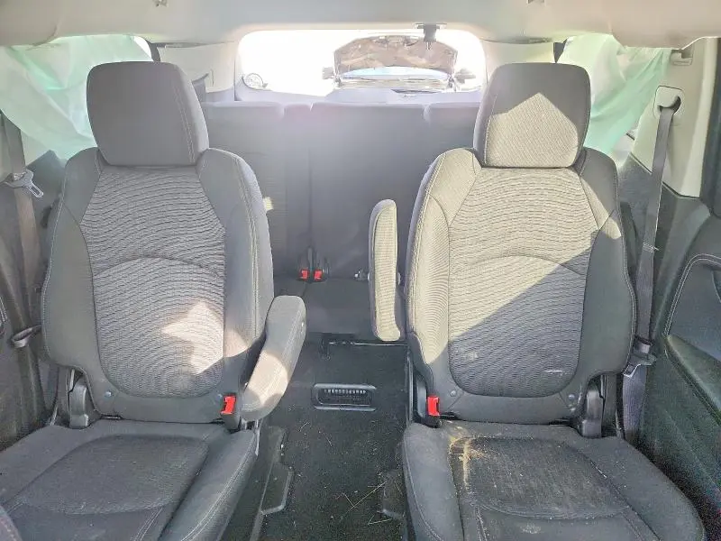 2013 CHEVROLET TRAVERSE LT  