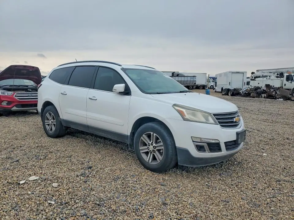 2016 CHEVROLET TRAVERSE LT  