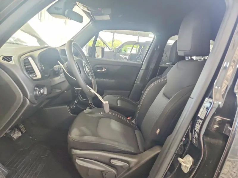 2021 JEEP RENEGADE LATITUDE  
