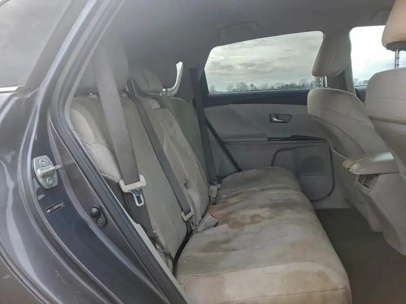 2012 TOYOTA VENZA LE  