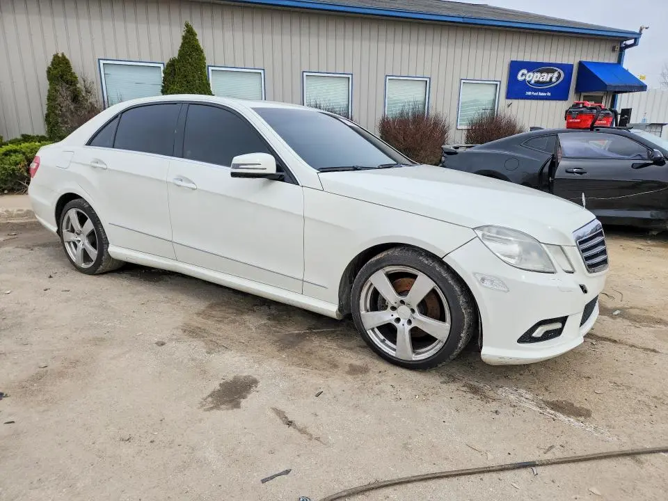 2010 MERCEDES-BENZ E 350  