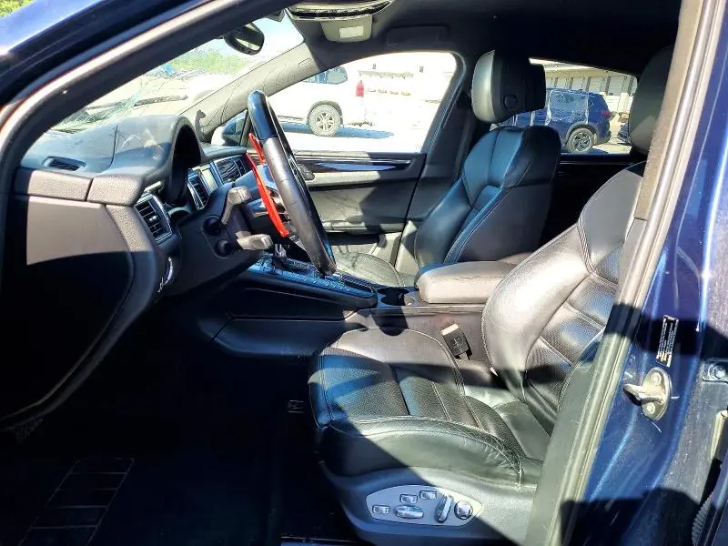 2015 PORSCHE MACAN S  