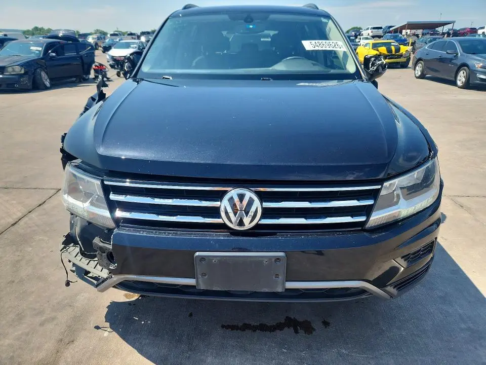 2020 VOLKSWAGEN TIGUAN SE  