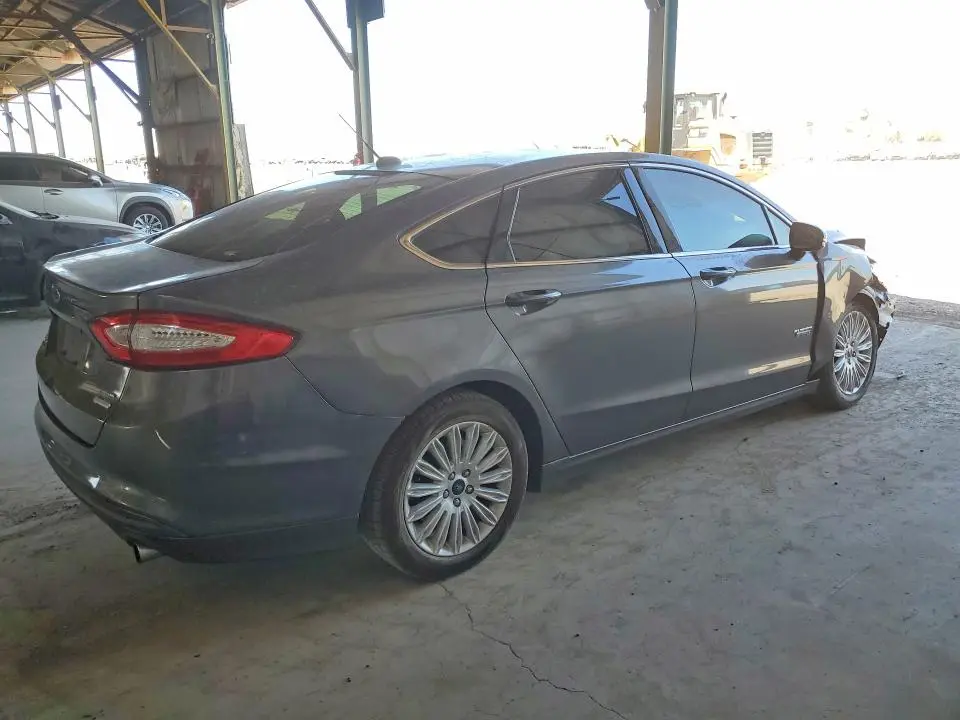2016 FORD FUSION SE PHEV  