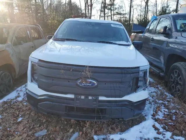 2022 FORD F150 LIGHTNING PRO  