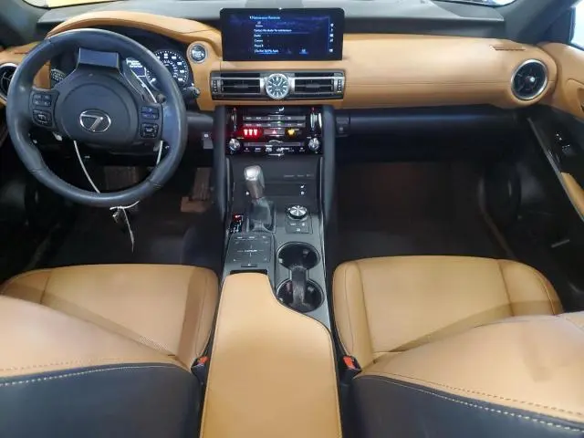2022 LEXUS IS 300  