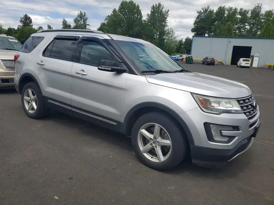 2016 FORD EXPLORER XLT  