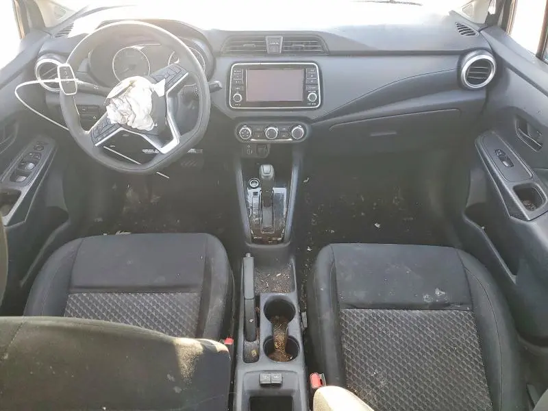 2021 NISSAN VERSA S  