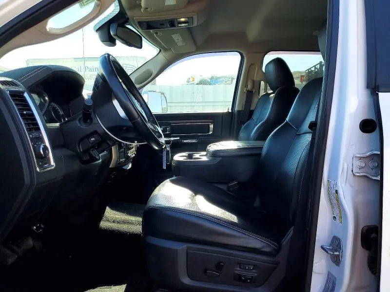 2016 RAM 2500 LARAMIE  