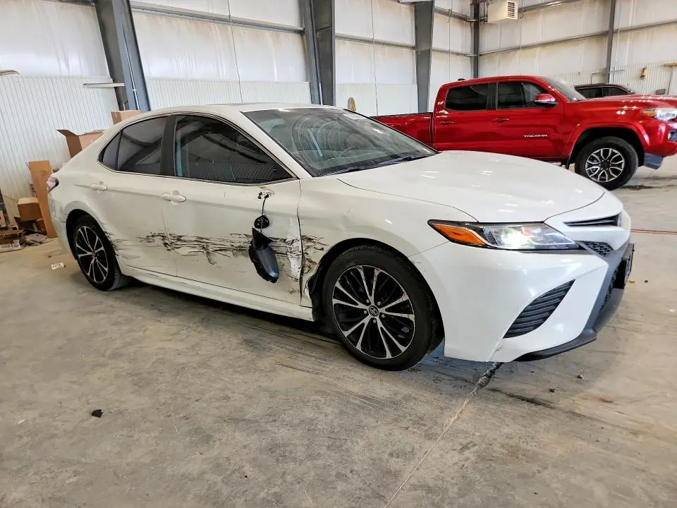 2019 TOYOTA CAMRY   