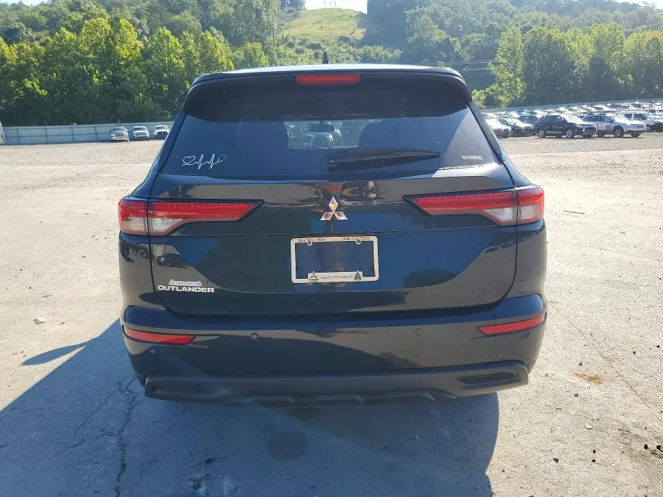 2024 MITSUBISHI OUTLANDER ES  