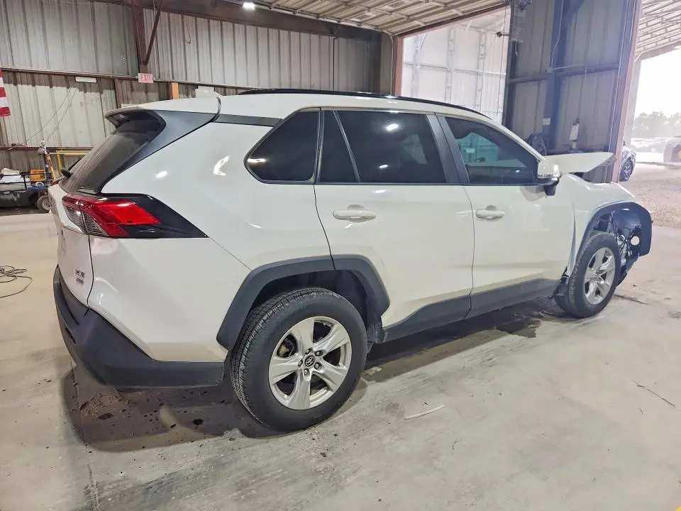 2019 TOYOTA RAV 4   