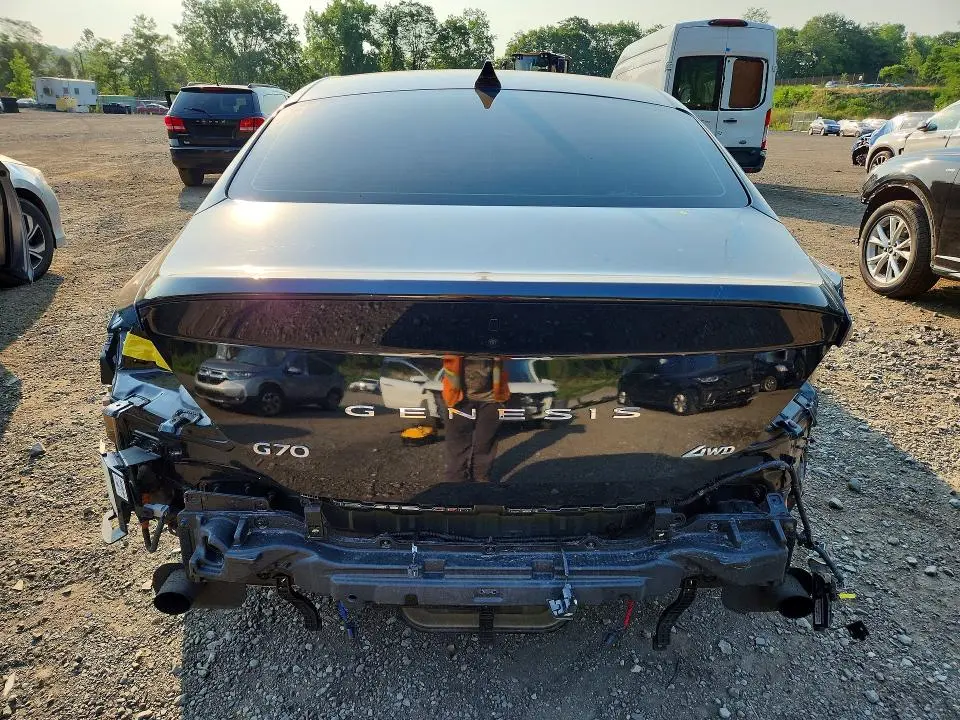 2025 GENESIS G70 2.5T STANDARD  