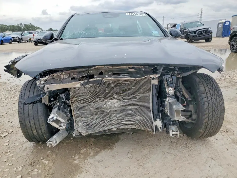 2024 MERCEDES-BENZ C 300  