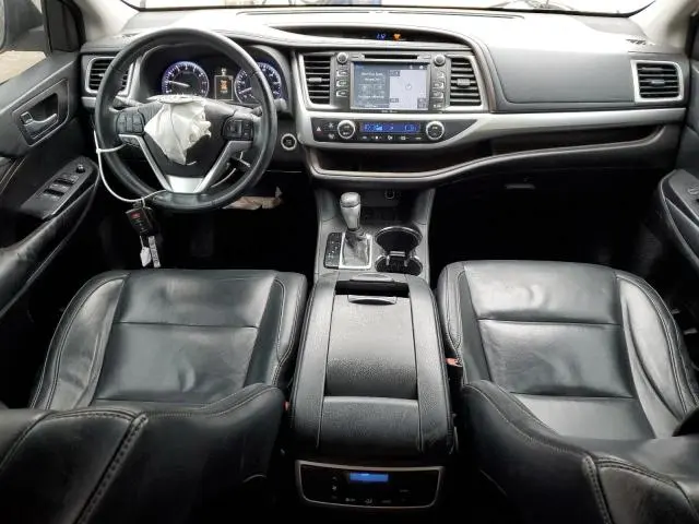 2015 TOYOTA HIGHLANDER XLE  